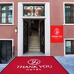 Hotel Thank Sultanahmet 4*